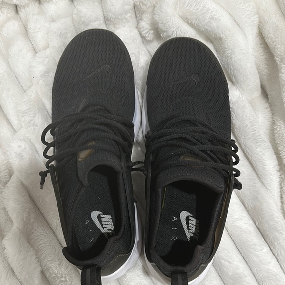 Nike Air Presto Men's Black Shoes - Picture 4 of 5